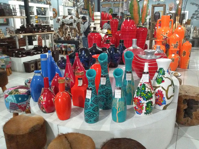 Paket Wisata Kuliner Kerajinan Souvenir dan Cinderamata