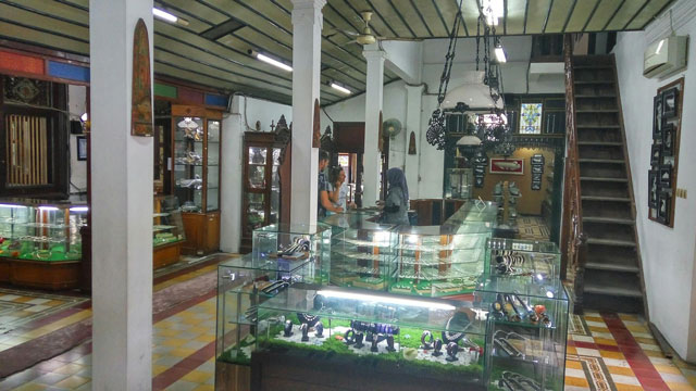 Paket Wisata Kuliner Kerajinan Souvenir dan Cinderamata